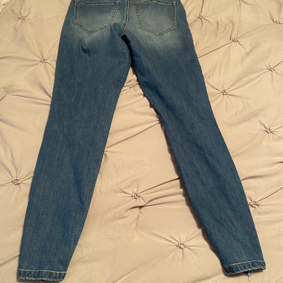 Maurice’s jeans - Picture 7 of 7